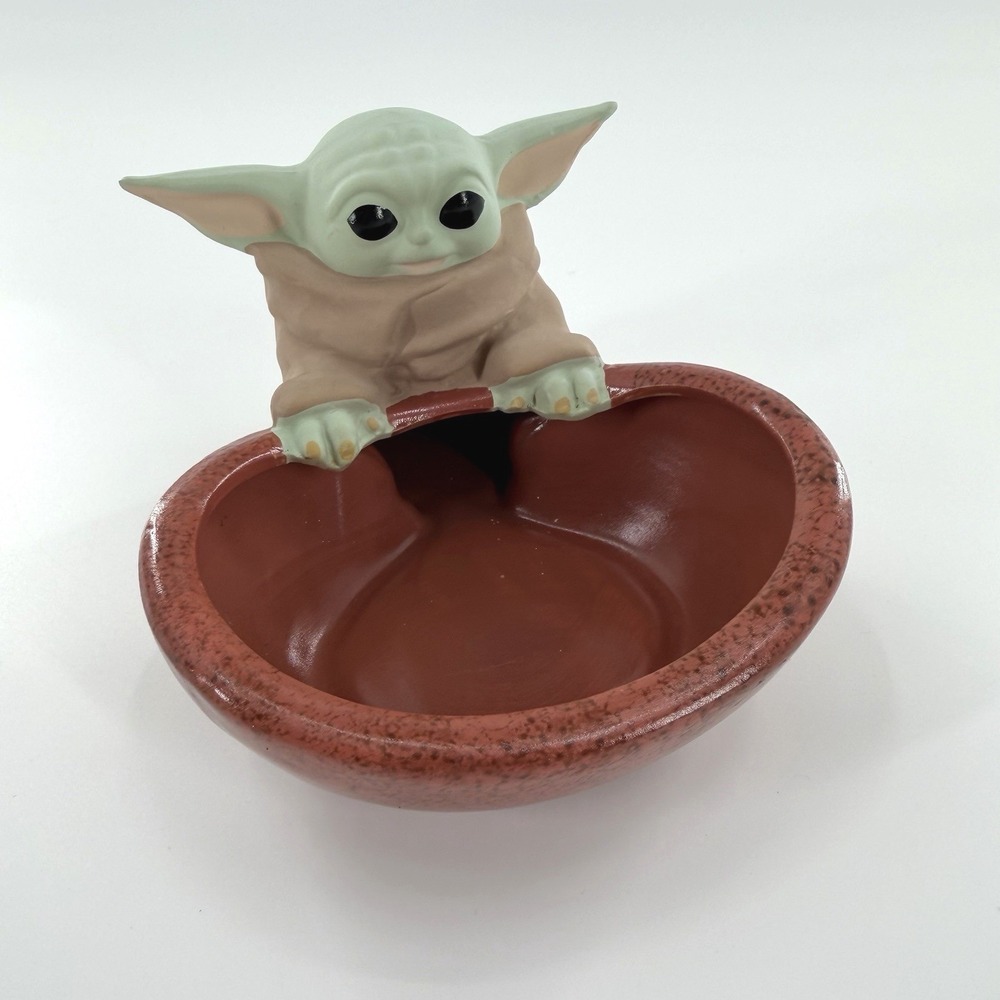 Star Wars Grogu Baby Yoda Ceramic Planter Bowl Catchall Mandalorian Decor